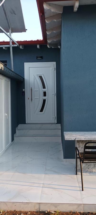 Luxury 2 Firstline Sea By Makhome Nea Mesagkala